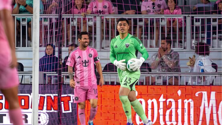 Mexicano jugará con Messi