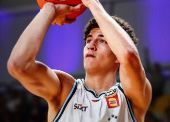 Karim López (Foto: @breakersnz)