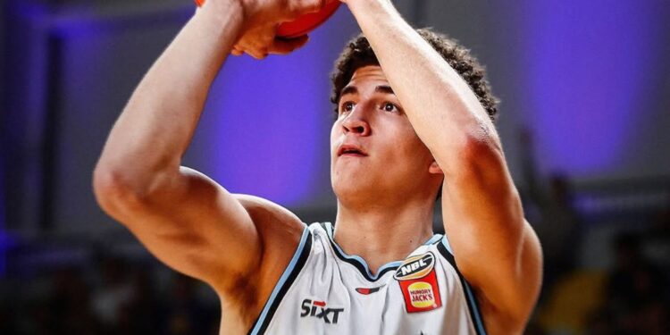 Karim López (Foto: @breakersnz)