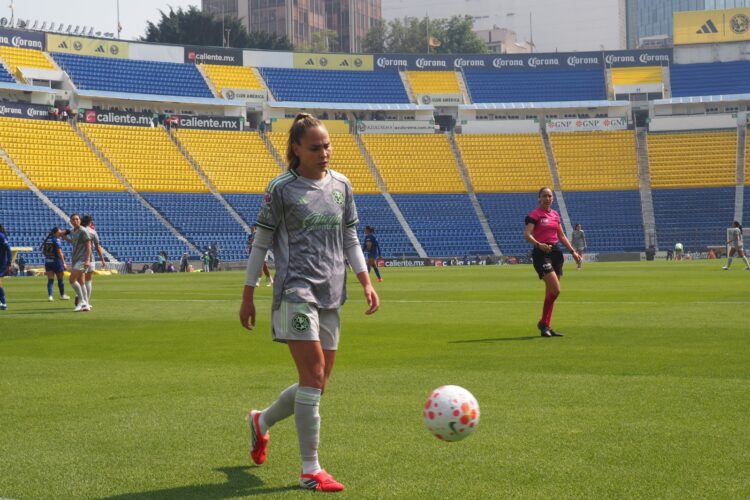 Chivas Femenil vence a América en el clásico nacional