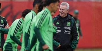 Fidalgo y Ochoa convocados para jugar contra Cristiano y Bélgica