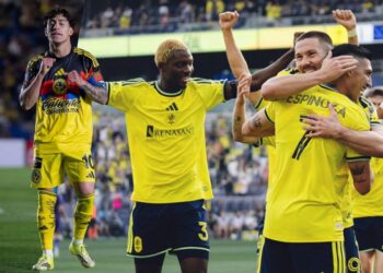 América vs Nashville en vivo: vive la intensidad de este juego crucial en la búsqueda de la Champions Cup 2026.